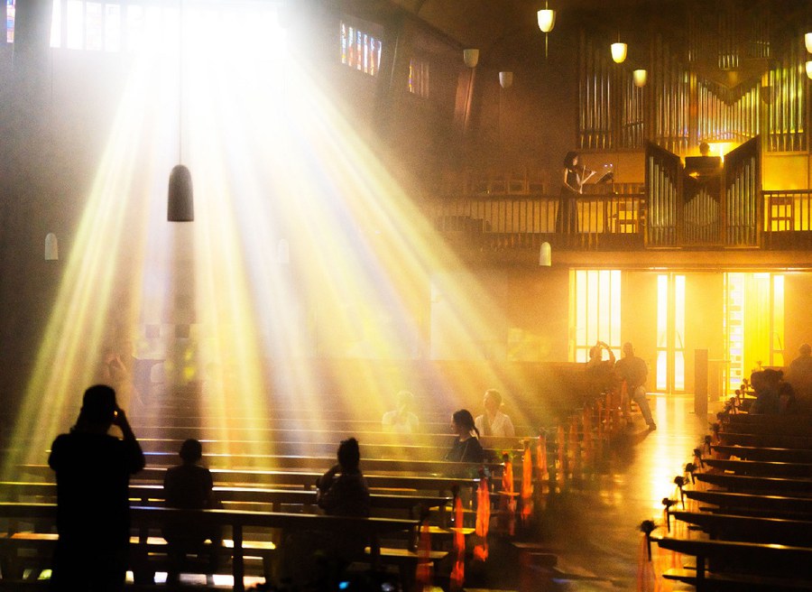 Licht spielte eine bedeutende Rolle an der diesjährigen Langen Nacht der Kirchen. Foto: zVg Katholisch Stadt Zürich