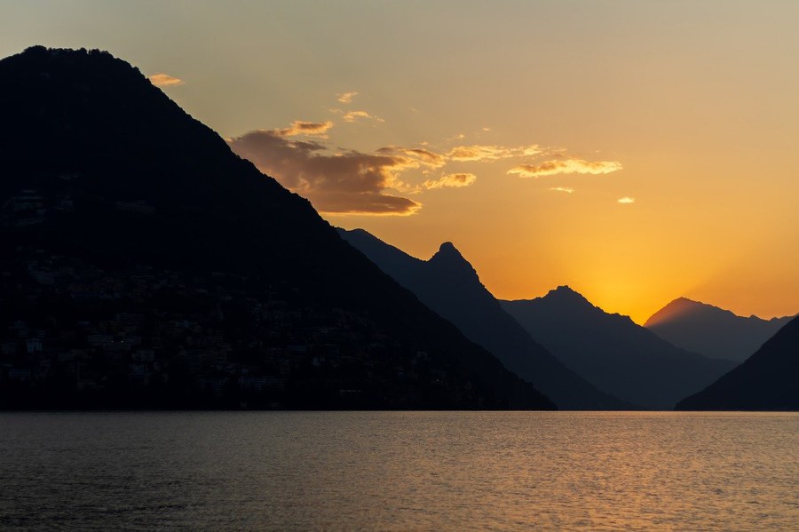 lake-lugano-8363426_1280.jpg